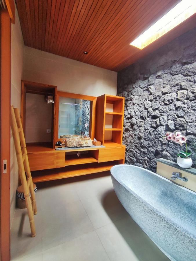 Dina Villa Ubud Exteriör bild