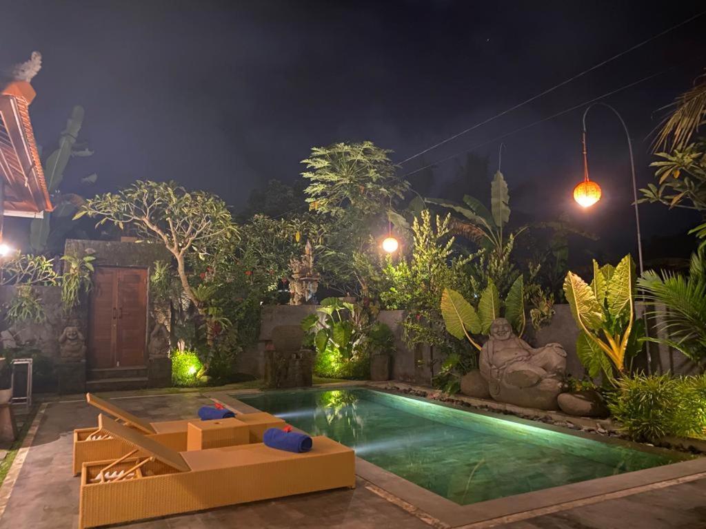 Dina Villa Ubud Exteriör bild